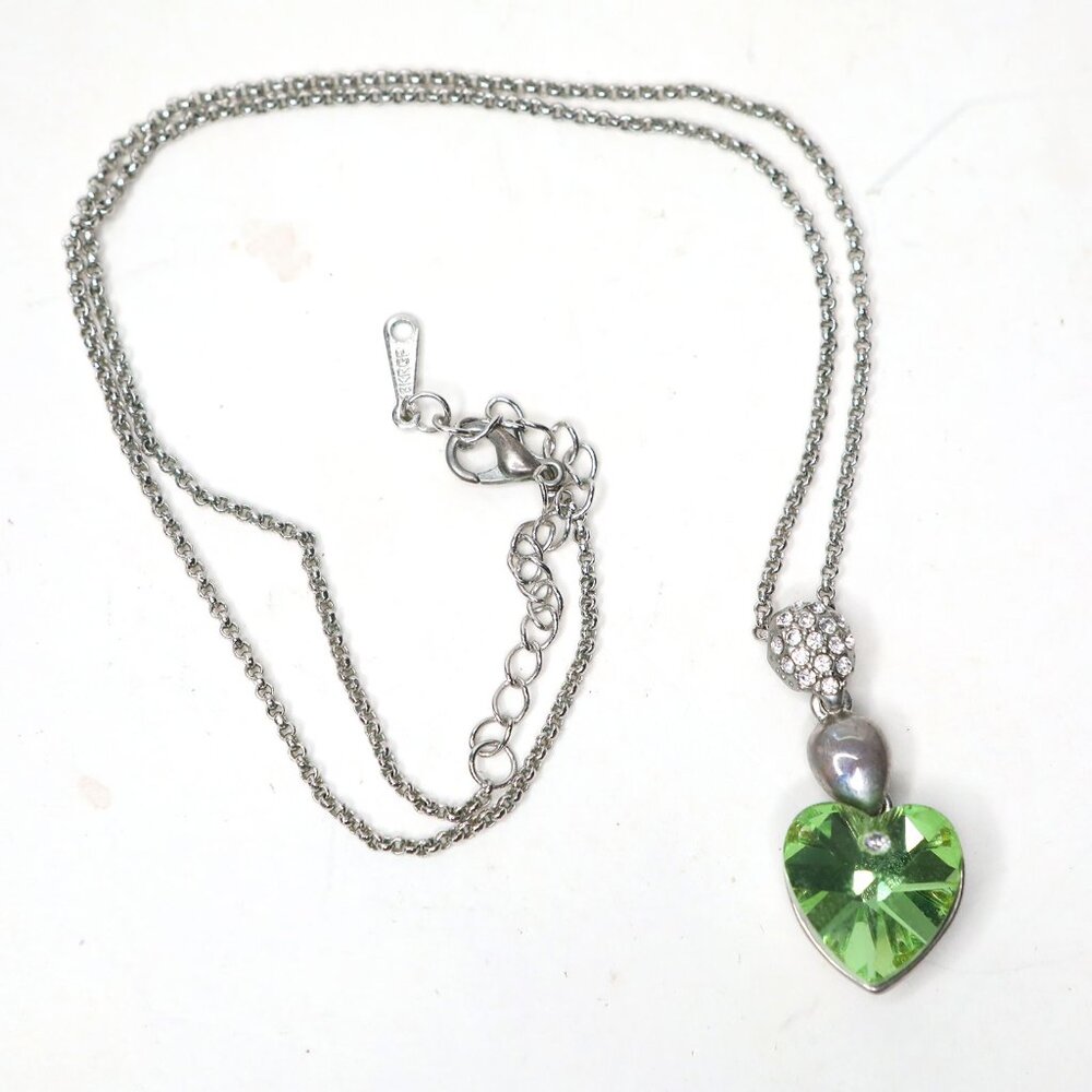 Swarovski Elements Crystal Heart Pendant & Necklace 18KRGP Gold Plated Rhinstone